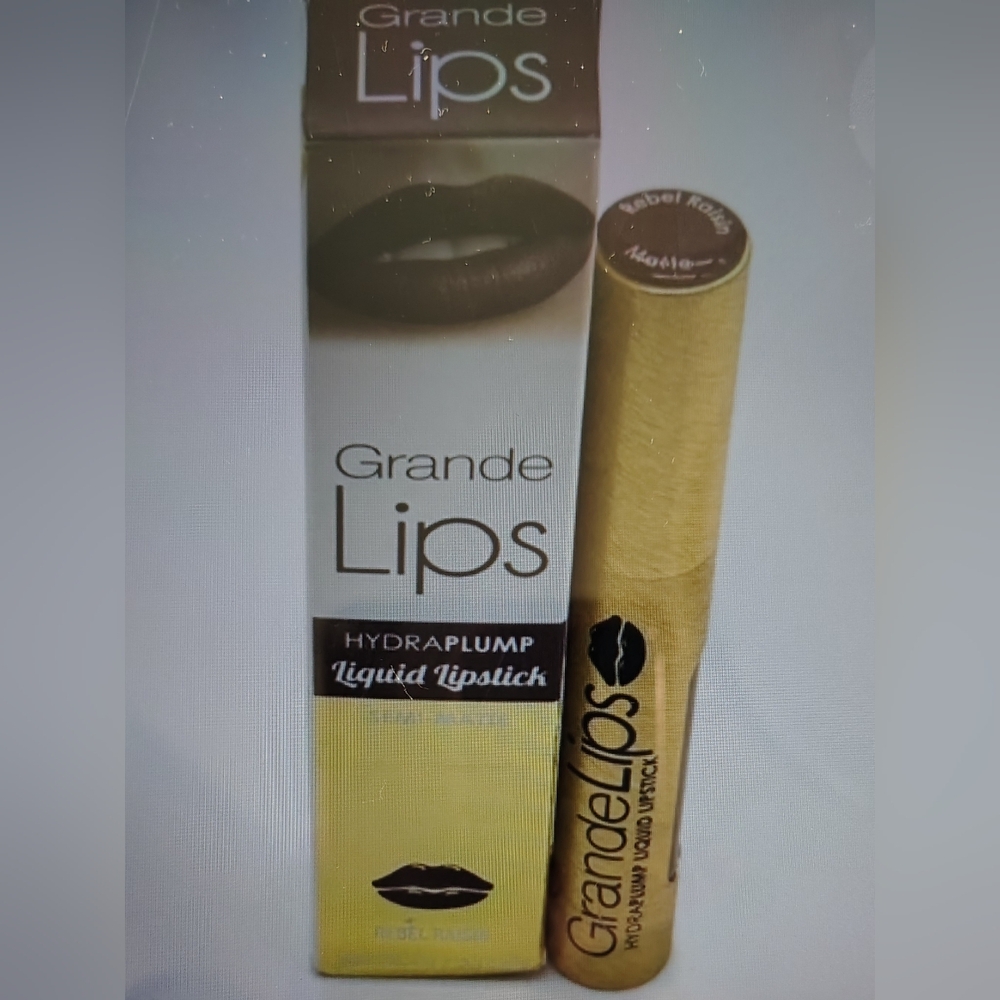 *NEW* GRANDE LIPS HydraPlump Liquid Lipstick Matte Rebel Raisin #7264